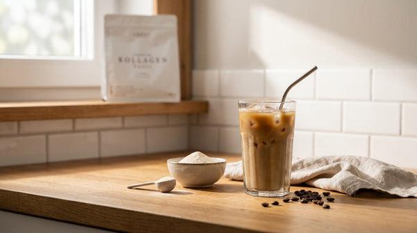 JIKOAII Ice Coffee mit Kollagen im Glas